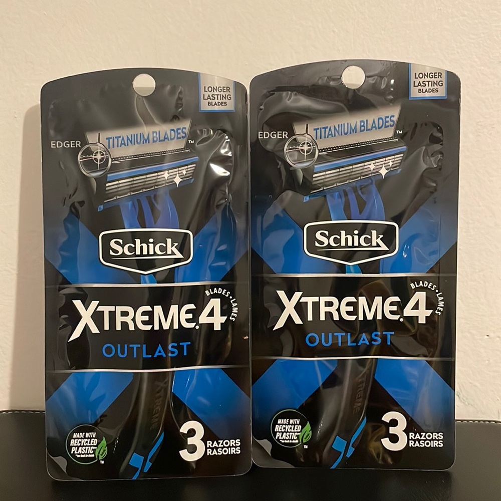 Schick Xtreme4 disposable razors